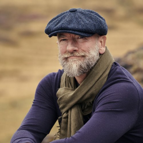 Tall Tales and Derring Do - Graham McTavish Zooms In to Toitoi